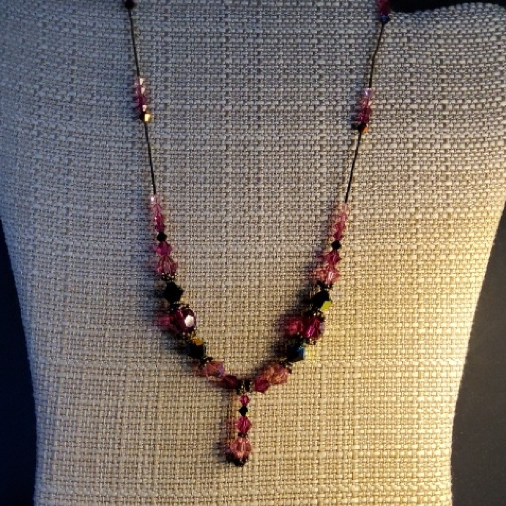 Elegant Pink and Black Beaded Necklace